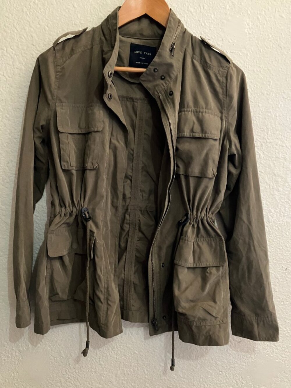 Love Tree Utility Jacket in Olive Green size SMALL